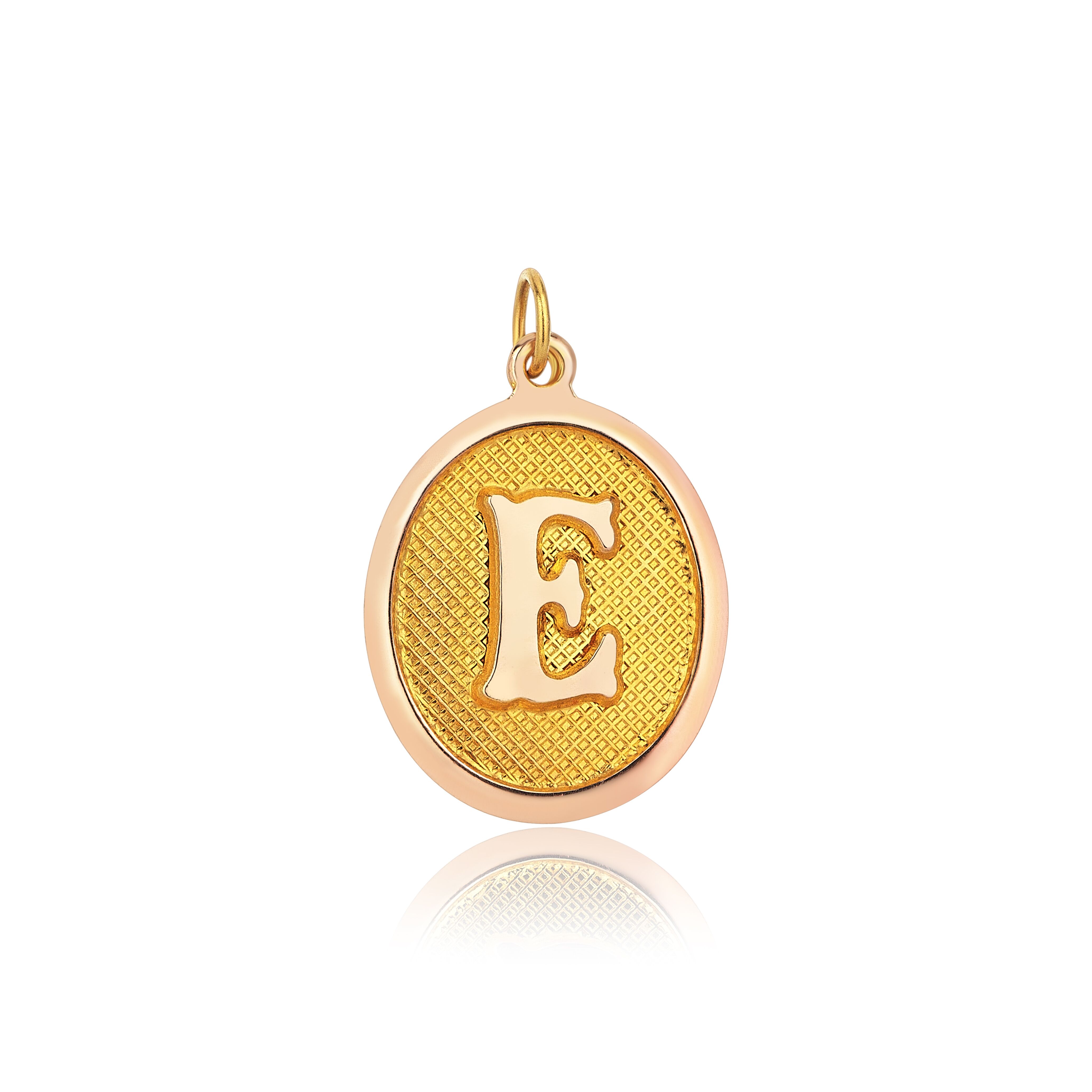 Retro Letter E Pendant - 1